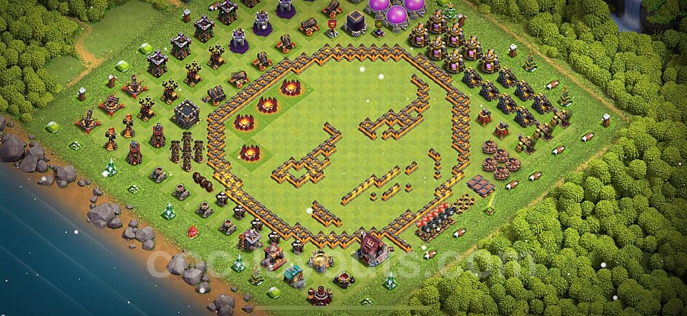 Meta TH10 War Base – Solid Defense Updated 2025